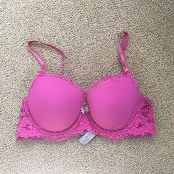 Victoria's Secret Other - Pink bra